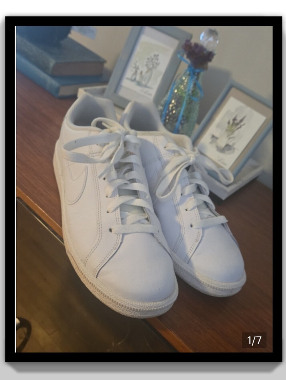 Nike White Low-Top Leather  Sneakers Size 10